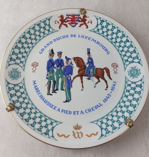 Ancienne assiette, Maréchaussée à pied, Grand Duché Luxembourg, Villeroy & Boch