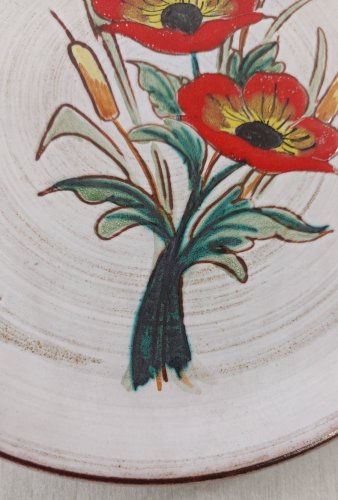 Ancienne assiette murale décor fleurs, fait main, Vallauris