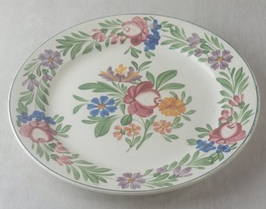 Ancienne assiette plate, décor Rusticana, en céramique de Sarreguemines