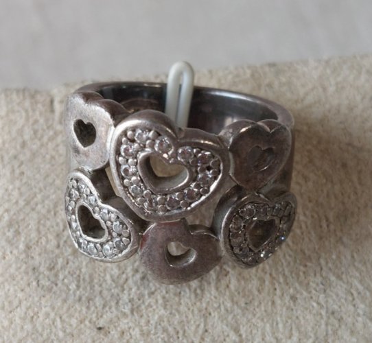 Ancienne bague décor coeurs, en argent massif, Ti Sento ^