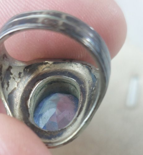 Ancienne bague, pierre bleue, en argent