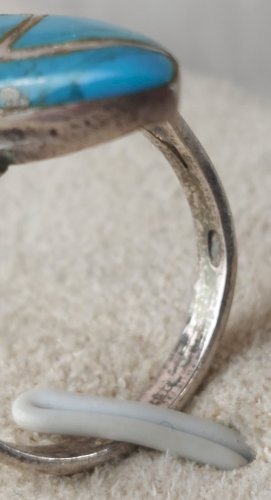 Ancienne bague, pierre turquoise, en argent massif