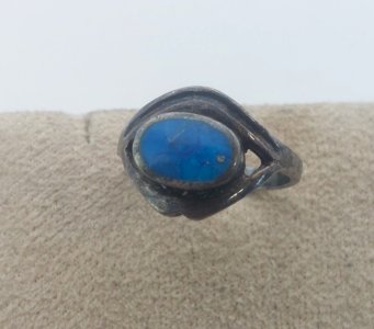 Ancient ethnic turquoise stone ring, in solid silver.