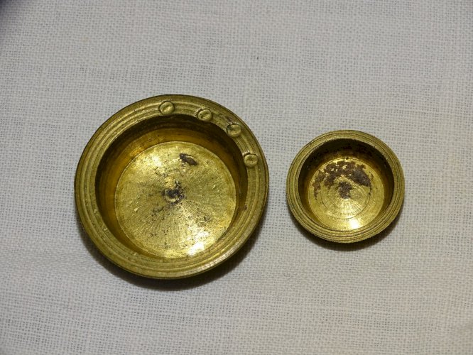 -ANCIENNE BALANCE de CHANGEUR XVIIIe dans sa boite PUR JUS de GRENIER COLLECTION