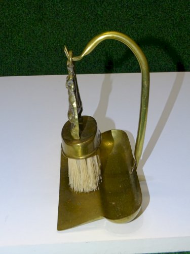 -ANCIENNE BALAYETTE de TABLE en LAITON SEALYHAMS avec 2 CHIENS déco Table   D