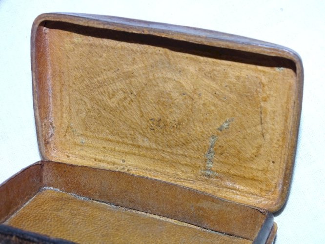 -ANCIENNE BOITE CUIR GAUFRE TABATIERE HOTEL BAGLIONI FLORENCE COLLECTION     D