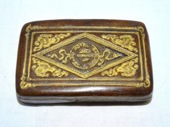 -ANCIENNE BOITE CUIR GAUFRE TABATIERE HOTEL BAGLIONI FLORENCE COLLECTION     D
