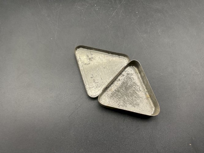 ANCIENNE BOITE D'AIGUILLES DE PHONOGRAPHE GRAMOPHONE