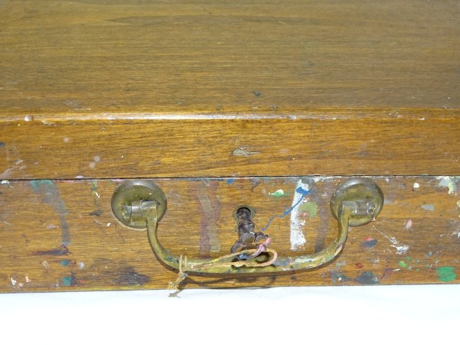 -ANCIENNE BOITE DE PEINTRE EN BOIS  avec sa clé SERRURE FONCTIONNE JUS GRENIER D