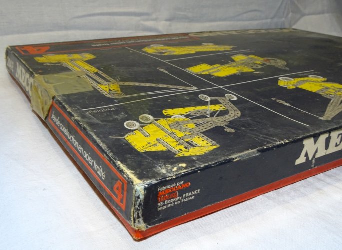 -ANCIENNE BOITE MECCANO EN ACIER TRAITE N° 4 COLLECTION JOUET ANCIEN VITRINE   D