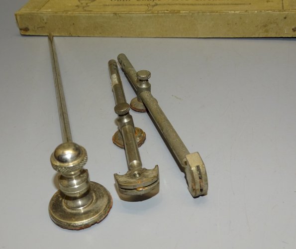 - ANCIENNE  BOITE OUTIL COUPE VERRE CIRCULAIRE V.D. RABOT SPECIAL OUTIL ANCIEN D