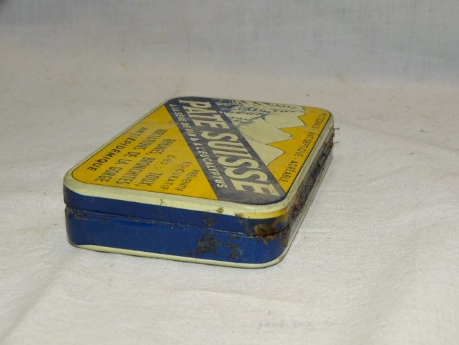 -ANCIENNE BOITE PÂTE SUISSE A LA SEVE DE PIN & à L'EUCALYPTUS COLLECTION