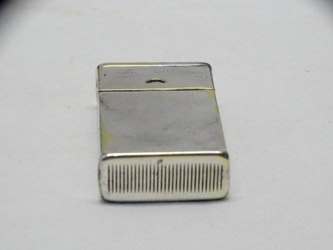 -ANCIENNE BOITE POUR LAMES DE RASOIR GILLETTE PYROGENE MET. ARGENTE COLLECTION D
