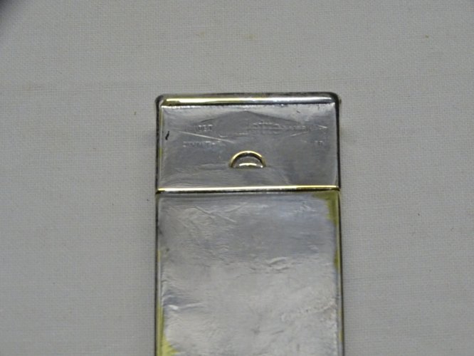 -ANCIENNE BOITE POUR LAMES DE RASOIR GILLETTE PYROGENE MET. ARGENTE COLLECTION D