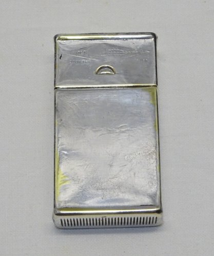 -ANCIENNE BOITE POUR LAMES DE RASOIR GILLETTE PYROGENE MET. ARGENTE COLLECTION D
