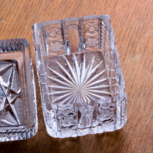 Ancienne boîte tabatière en cristal du XIXe