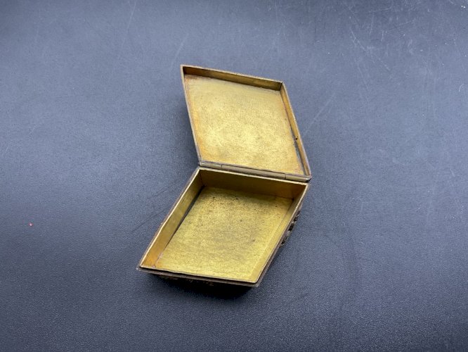 ancienne boîte tabatiere snuff box XIXeme JAPON BRONZE MEIJI 1880