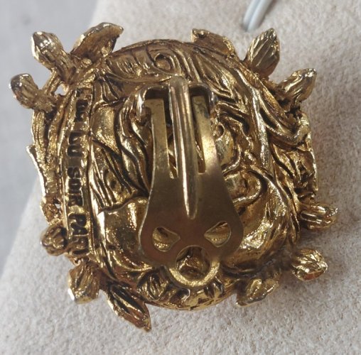 Ancienne boucle doreille clip orpheline, Lor du soir, vintage