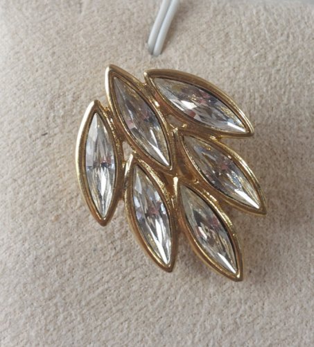 Ancienne boucle doreille clip orpheline, Yves Saint Laurent, vintage