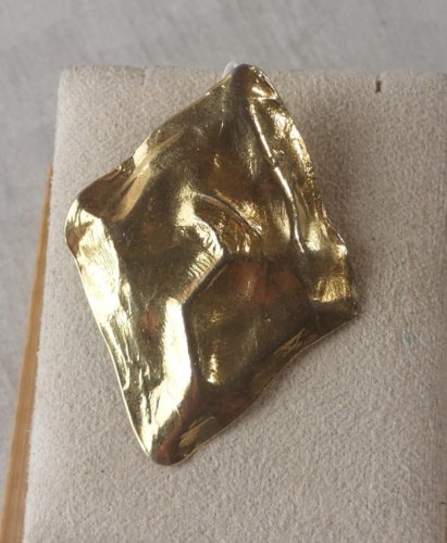 Ancienne boucle doreille clip orpheline, Yves Saint Laurent, vintage
