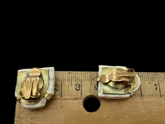 Ancienne boucles d’oreilles clip céramique hippocampe vers 1930 travail d’artist