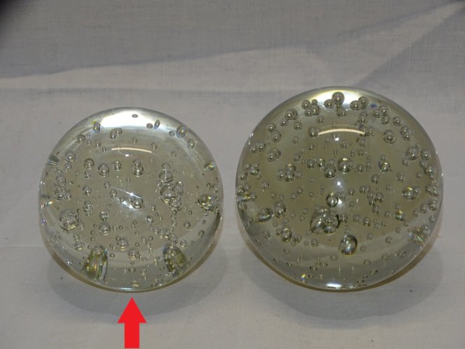 -  ANCIENNE BOULE de SULFURE PRESSE PAPIER VERRE INCOLORE  à BULLES     D