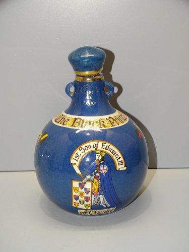 -ANCIENNE BOUTEILLE PORCELAINE THE BLACK PRINCE WHISKY SCOTCH BRITISH  D