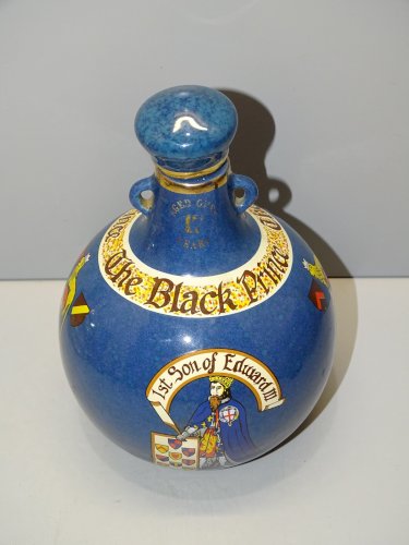 -ANCIENNE BOUTEILLE PORCELAINE THE BLACK PRINCE WHISKY SCOTCH BRITISH  D