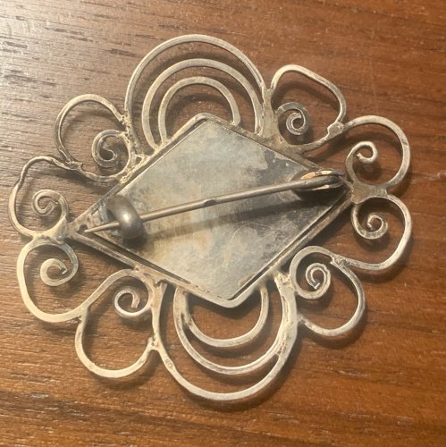 ancienne broche en filigrane d'argent calligraphie arabe poinçon crabe