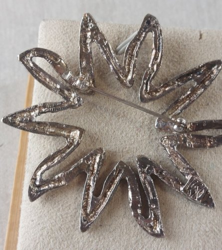 Ancienne broche, en métal argenté, IKSCO, vintage ^