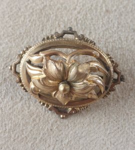 Ancienne broche, Napoléon III, en plaqué or