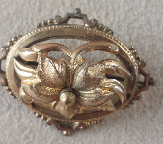 Ancienne broche, Napoléon III, en plaqué or