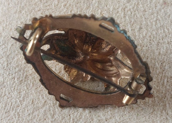 Ancienne broche, Napoléon III, en plaqué or