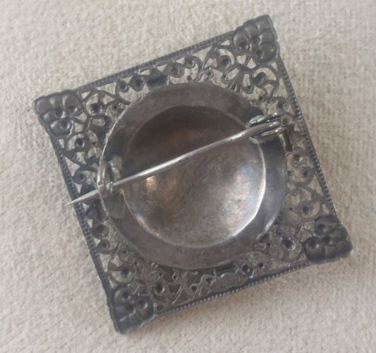 Ancienne broche orientale, écriture arabe, en argent