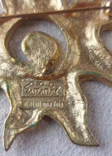 Ancienne broche soleil, en métal doré, Il était une fois