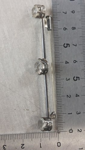 Ancienne broche strass, en argent ^