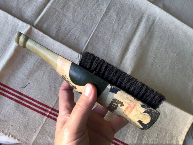 Ancienne brosse à habit publicité 1900 Bière Kronenbourg 1664 pour déco usage
