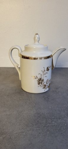 ANCIENNE CAFETIERE EN PORCELAINE ALLEMANDE
