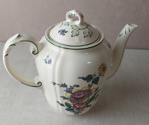 Ancienne cafetière / théière, décor vieux Strasbourg, céramique Villeroy & Boch ^