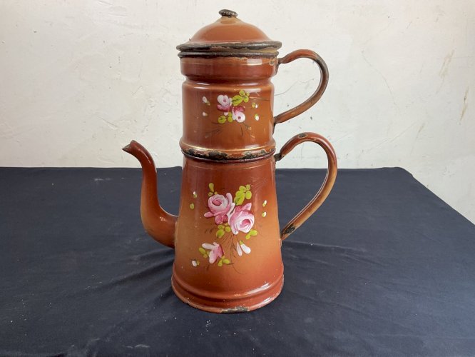 Ancienne Cafetiere Tôle Emaillée décor de roses