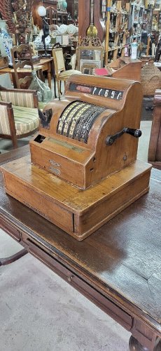 ANCIENNE CAISSE ENREGISTREUSE NATIONAL