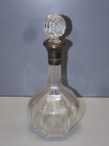 - ANTIQUE CRYSTAL DECANTER SILVER MOUNT Minerva Hallmark ATTIC JUICE DISPLAY D