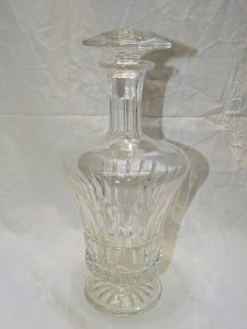 - ANCIENT CRYSTAL DECANTER VILLEROY & BOCH WITH CAP at No. decorative TABLE DISPLAY D