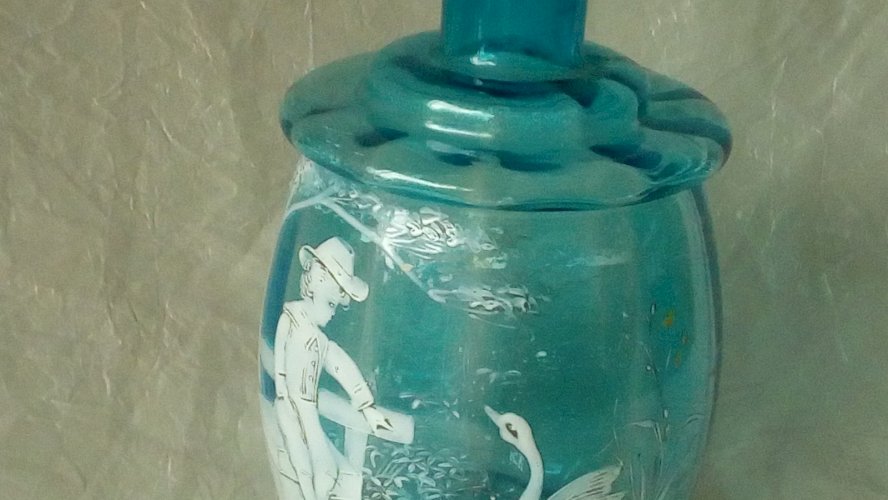 ANCIENNE CARAFE EN VERRE EMAILLEE MARY GREGORY FIN 19 éme**