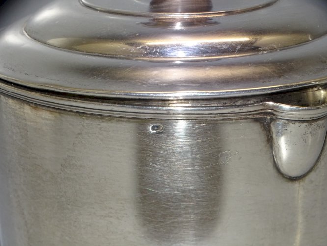 -ANCIENNE CASSEROLE A SAUCE ARGENT Poinçon Charançon avec son COUVERCLE   D