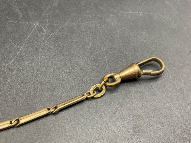 ancienne chaîne de montre à gousset châtelaine.