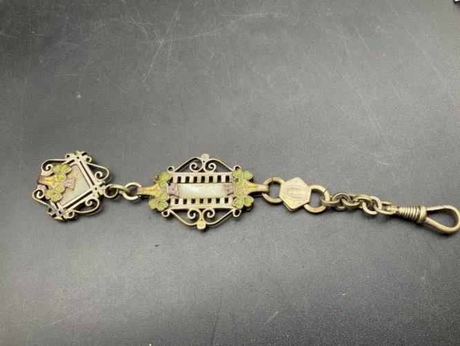 ancienne chaîne de montre à gousset châtelaine.breloque.