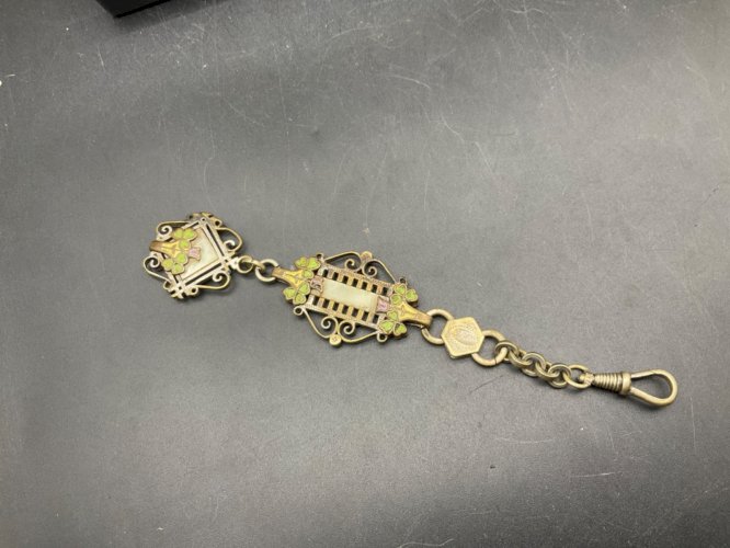 ancienne chaîne de montre à gousset châtelaine.breloque.