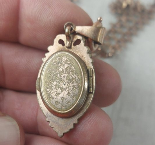 Ancienne chaîne de montre gousset avec médaillon porte photo