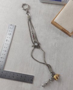 Ancienne chaîne de montre gousset, en métal argenté